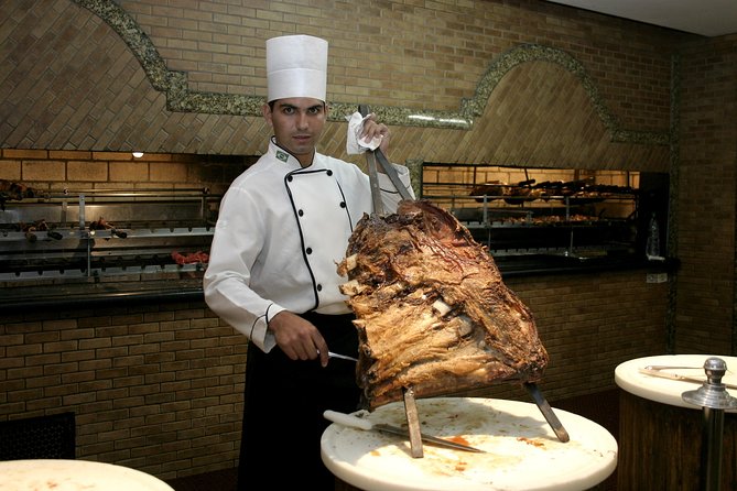 Dinner Show at Rafain in Foz do Iguaçu - Brazilian rhythms, capoeira, and continental variety