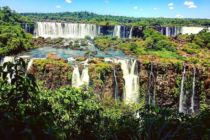 Ecological Adventure Brazilian Falls & Bird Park - Starting the day with hotel pickup at 9:00 a.m.