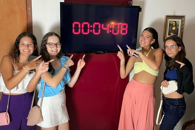 Escape Room Unravel the Enigma of the Room - Friendly Help Before the Game Begins