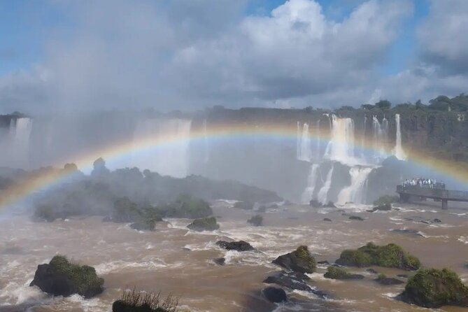 Excursion to both sides of Iguaçu Falls on the same day. - Why Seeing Both Sides Works So Well