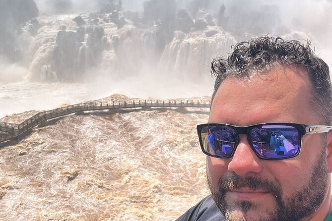 Excursion to the Brazilian Falls, Bird Park and Itaipu Plant - Itaipu Binacional shows the human side of Foz do Iguaçu