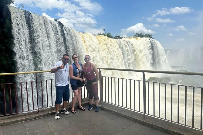 Excursion to the Brazilian Falls, Bird Park and Itaipu Plant - The Brazilian Falls trail ends at Devil’s Gorge