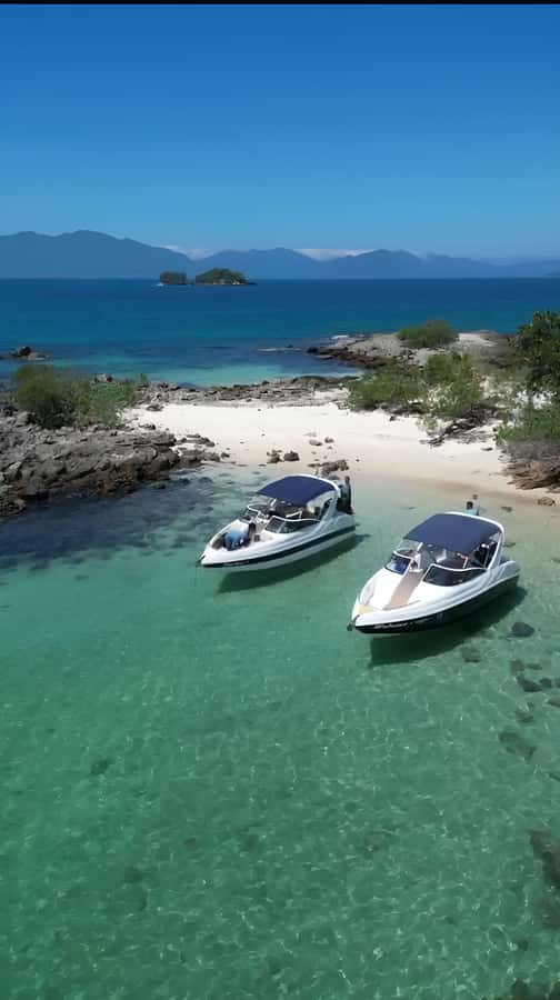 Experience Paradise Ilha Grande in a Speedboat Private - Why this Ilha Grande day works best as a private outing