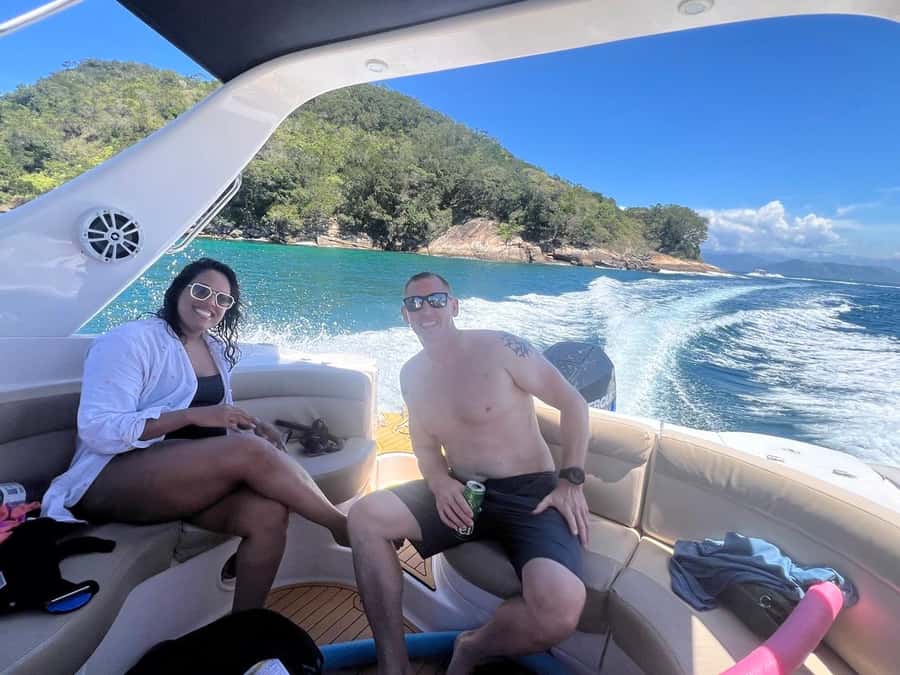 Experience Paradise Ilha Grande in a Speedboat Private - Pickup in Rio and the road to Angra dos Reis