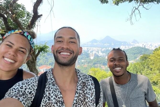 Explore the history and culture of Favela da Rocinha - Reaching Rocinha from São Conrado