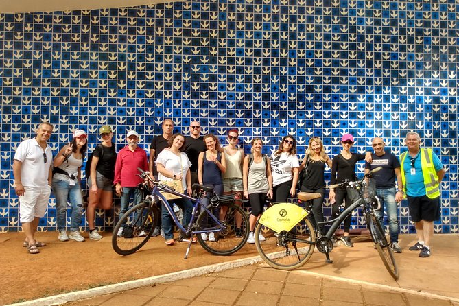 Fatima Neighborhood and Church Unit Bike Tour - Parque da Cidade and the Eduardo e Mônica square