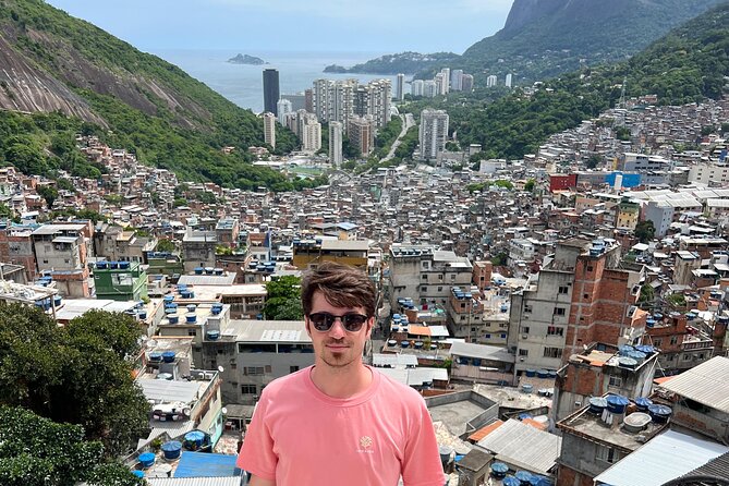 Favela Rocinha Tour with Local Guide & Secret Spots - Why the night tour may be the better pick