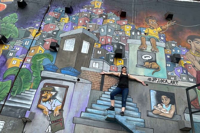 Favela Rocinha Walking Tour - Walking through Rocinha instead of passing through