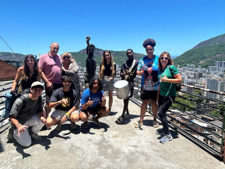 Favela Santa Marta: Walking Tour with local guide - Timing, weather, and practical details