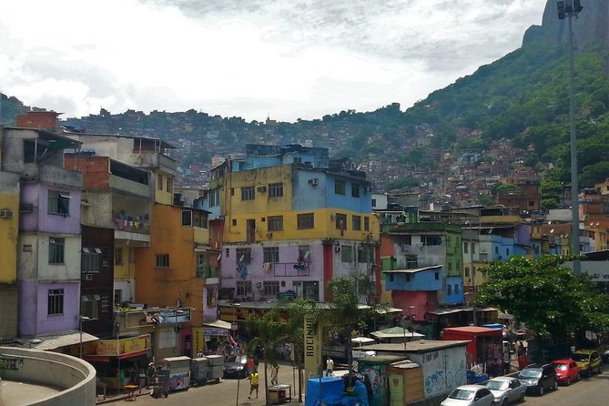 Favela Tour in Rio with Transfer service - Four Hours, With Transport That Has Pros and Cons