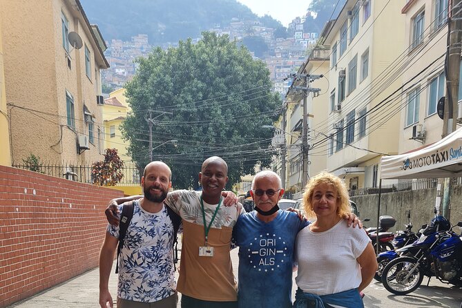 Favela tour Santa Marta with local guide - A crèche, cultural corridor, and local projects