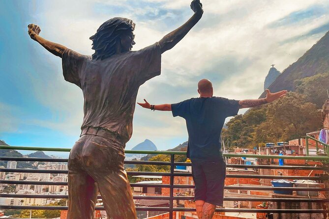 Favela Tour -The path of Michael Jackson in Rio - Key details at a glance