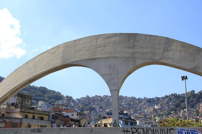Favela Tours - From the van to the upper hillside