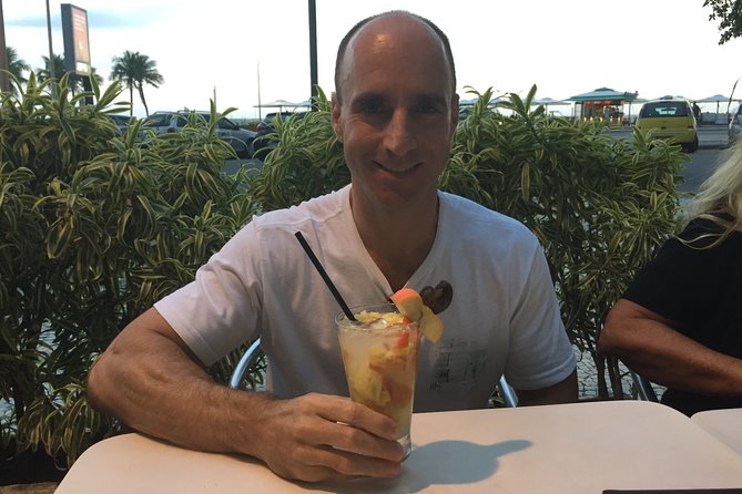 Food Tour Experience in Rio de Janeiro - Private Tour - Seafood, fish markets, and a cold Brazilian beer