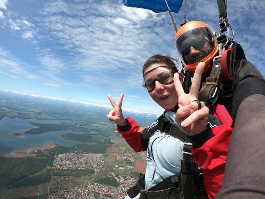 Foz do Iguacu: Skydiving Experience with Photos and Videos - The 20-minute flight over the Triple Frontier