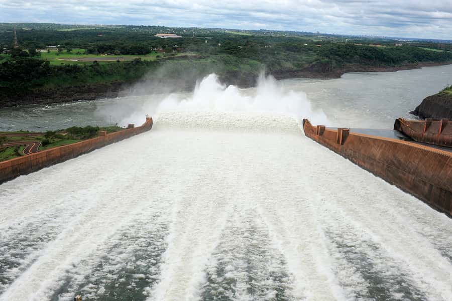 From Argentina: Iguazu Falls Brazil Side & Itaipu Dam - What I would confirm before paying