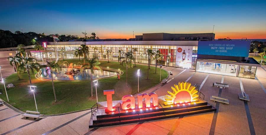 From Foz do Iguaçu: Puerto Iguazu Night Tour - An hour of shopping at Duty Free Puerto Iguazu