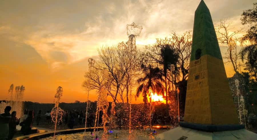 From Foz do Iguazu: Triple Frontier Landmark Ticket - Who should book this evening outing?