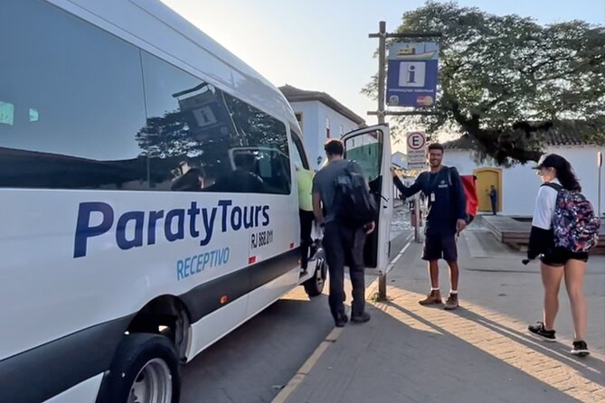 From Paraty: shared transfer to Angra Dos Reis - New vehicles and experienced drivers