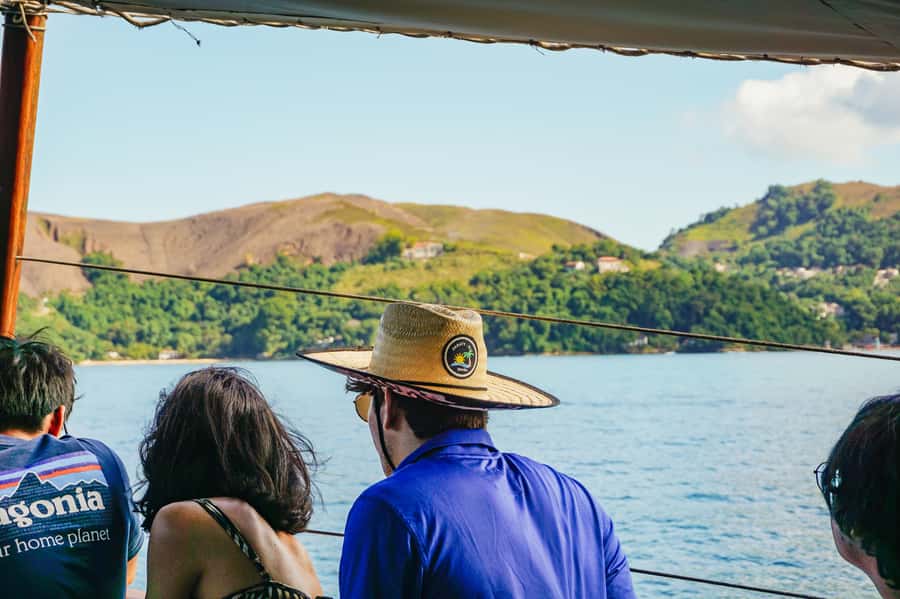 From Rio de Janeiro: Angra dos Reis Boat Trip with Lunch - Why Angra dos Reis Makes a Worthwhile Day Trip
