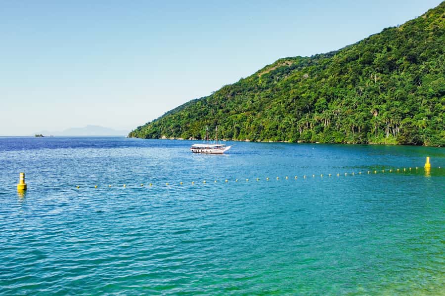 From Rio de Janeiro: Angra dos Reis Boat Trip with Lunch - The Guide Can Shape the Day