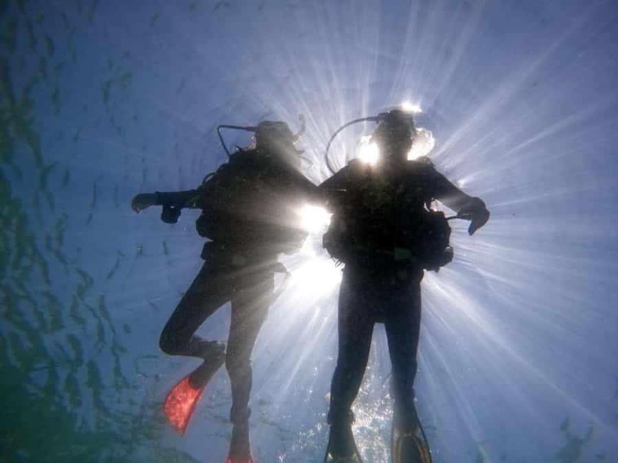 from Rio de Janeiro: Diving in Buzios - Why Búzios makes a good sea setting