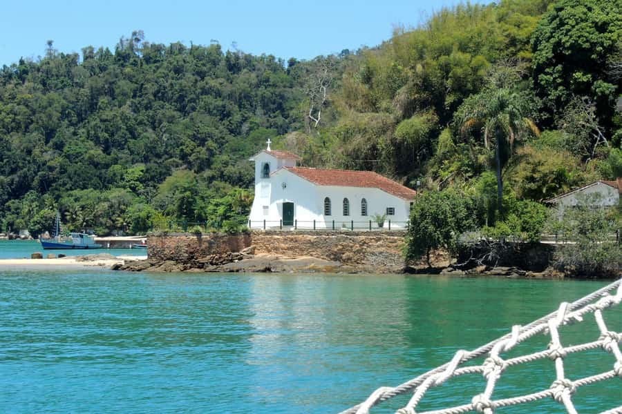 From Rio: Full-Day Angra dos Reis Cruise & Island Tour - The long road from Rio to Angra dos Reis