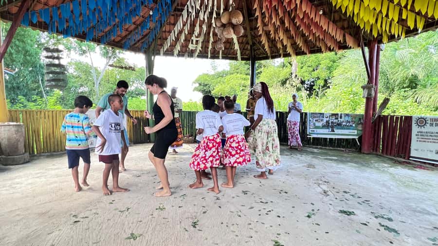 From Salvador: Quilombo Heritage Daytrip with Lunch - Making manioc flour with your own hands