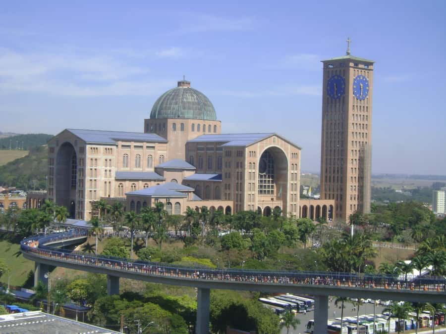 From São Paulo: Aparecida Cathedral Tour - The story at Itaguaçu Port