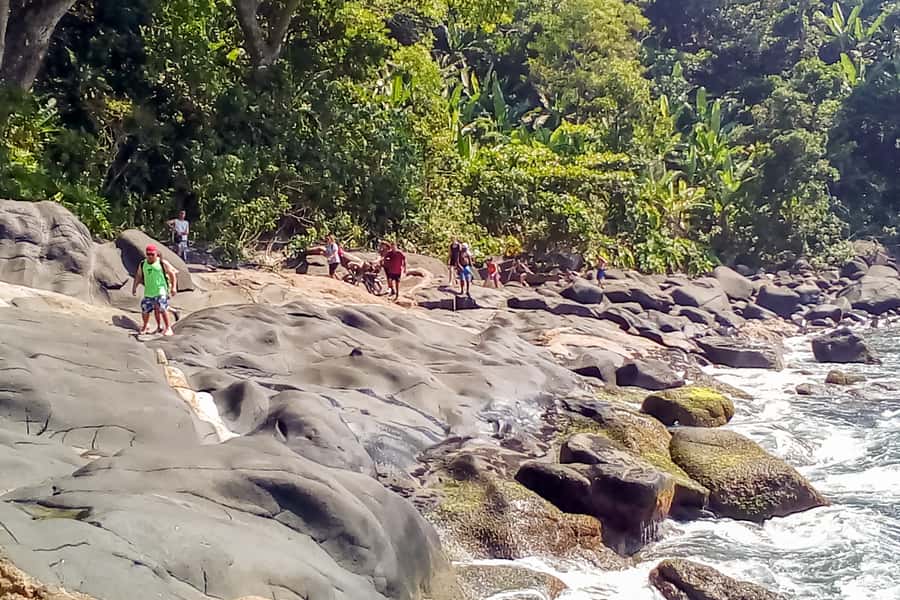 From São Paulo: Santo Amaro Island Trekking by Wild Beaches - Camburizinho is the final beach on foot