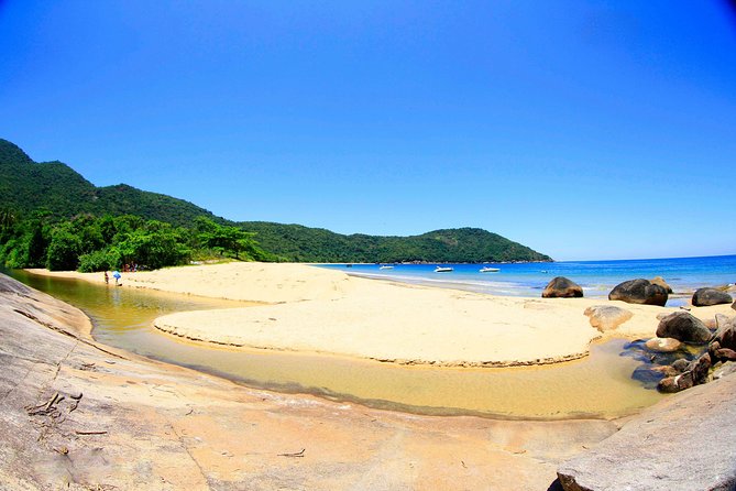 Full Day Around the Island of Ilha Grande and Its Beaches - Why this boat trip covers so much ground