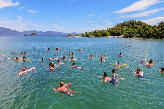 Full-Day Speedboat Tour in Angra and Islands with pick-up in Rio - Five hours by speedboat around Angra