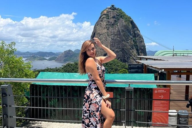 Full Tour in Rio: Christ, Sugarloaf Mountain, City Tour and Lunch - The Sambadrome and Rio Carnival