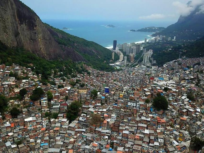 Guided Excursion: Get to Know Rocinha - Meeting residents and understanding daily life