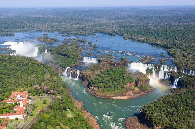 Guided tour of the Iguacu Falls on the Argentine side - Nature Beyond the Waterfalls