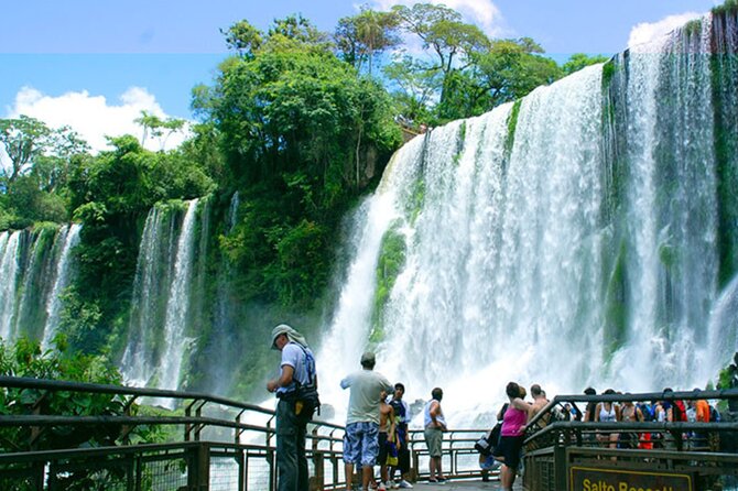 Guided tour of the Iguacu Falls on the Argentine side - The 7:00 am Pickup from Foz do Iguaçu