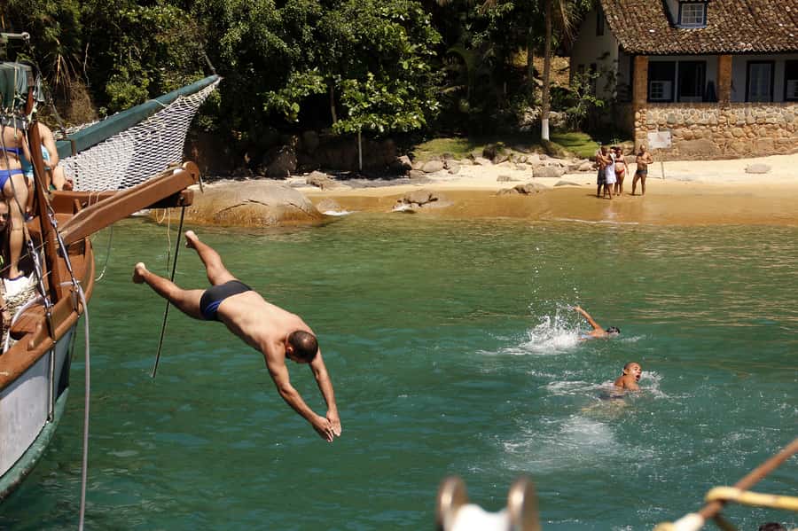 Half-Day Schooner Cruise and Snorkeling in Paraty Bay - Key things to know before sailing
