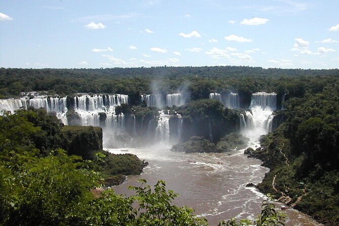 Helicopter Flight +Iguaçú Waterfalls+Bird Park+Boat Trip - Who should book this Iguaçu combination?
