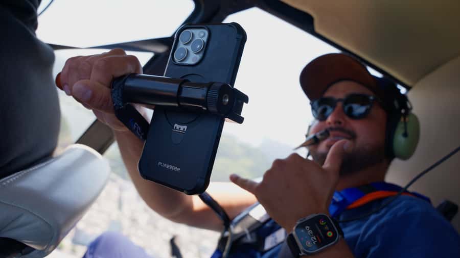 Helicopter flight no doors in Rio de Janeiro - Why a doors-off flight changes the experience