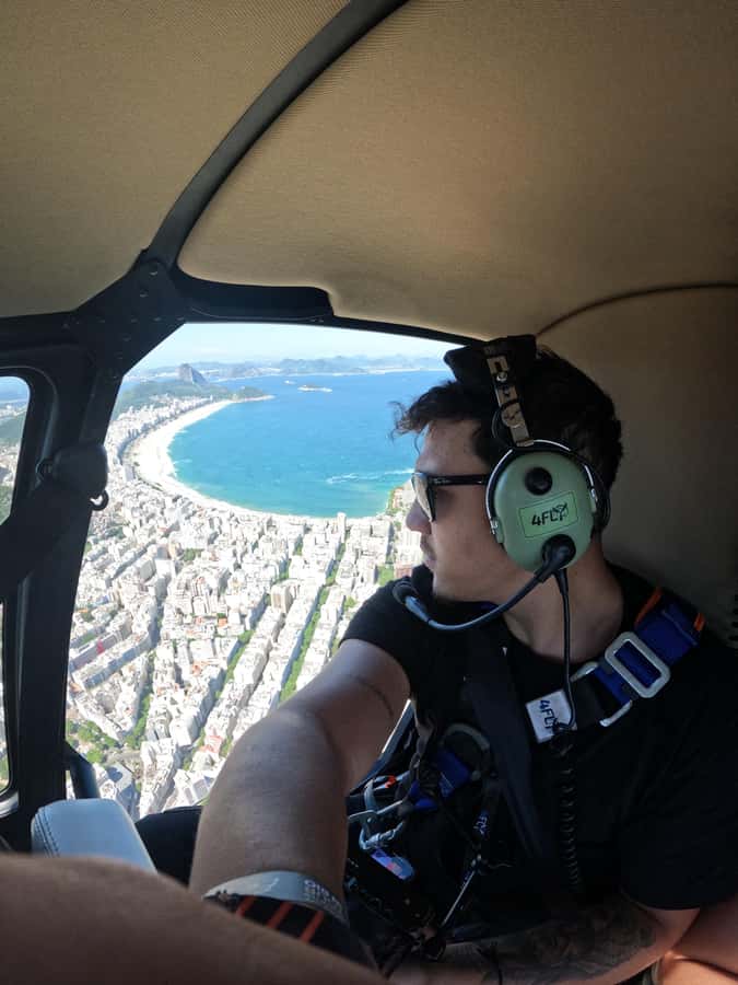 Helicopter flight no doors in Rio de Janeiro - Returning to Barra da Tijuca after 25 minutes