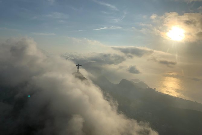 Helicopter Flight - Wonderful City - RJ (Private Flight - 4 people) - Copacabana’s four-kilometer curve