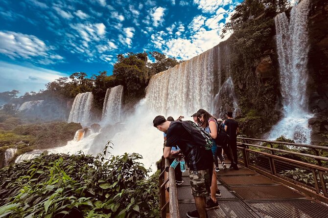 Highlights Iguaçu Brazil Paraguay and Argentina - Argentina’s Iguaçu side: closer to the action, harder to time