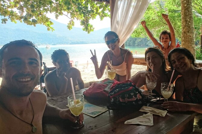 Highlights of Abraão Cove on a Half Day Hike in Ilha Grande - The walk back through the same trail