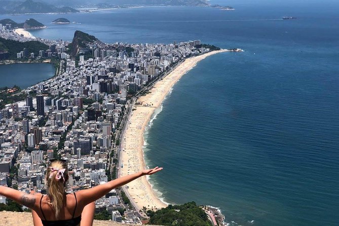 Hikking the Favela + Morro Dois Irmaos! - Mirante do Arvão and Rio from above