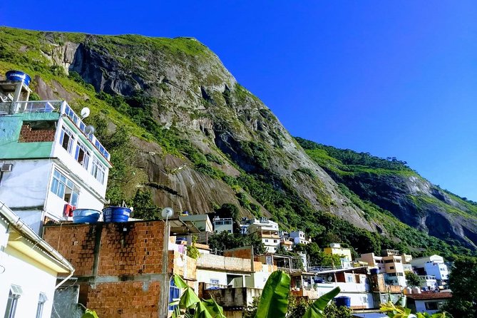 Hikking the Favela + Morro Dois Irmaos! - Walking back through Vidigal Favela