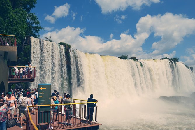 Iguaçu Bird and Waterfall Park - Starting with hotel pickup and Chocolate Home