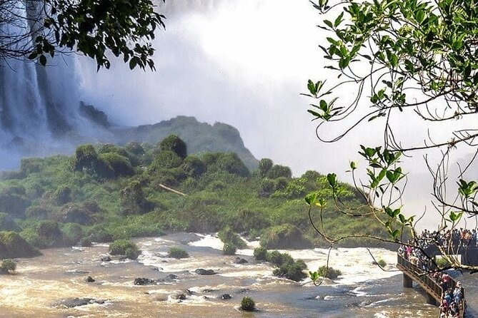 Iguaçu Falls: An Immersion Between Brazil and Argentina - What the private format is really worth