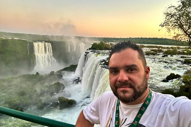 Iguaçu Falls : Brazil and Argentina in 1 day (Private) - The guide can make or break the day