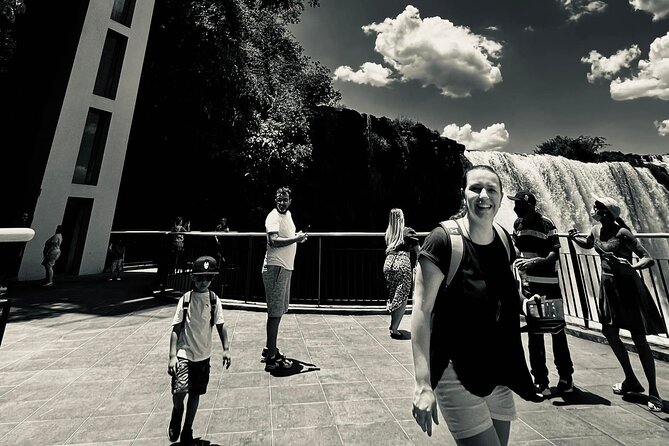 Iguaçu Waterfalls Brazilian Side + City Tour - Guides who can shape the day