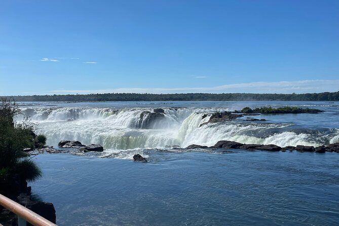 Iguassu Falls : Brazilian-Argentinian Sides in 01 Day Hotel Pickup - How the Private Format Affects Value